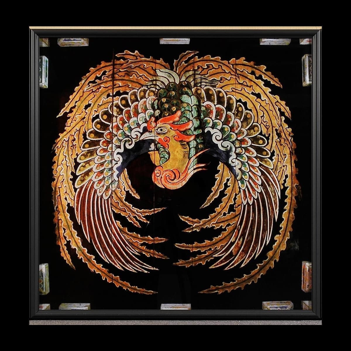 本社本殿の内陣中央の｢鳳凰｣の天井絵