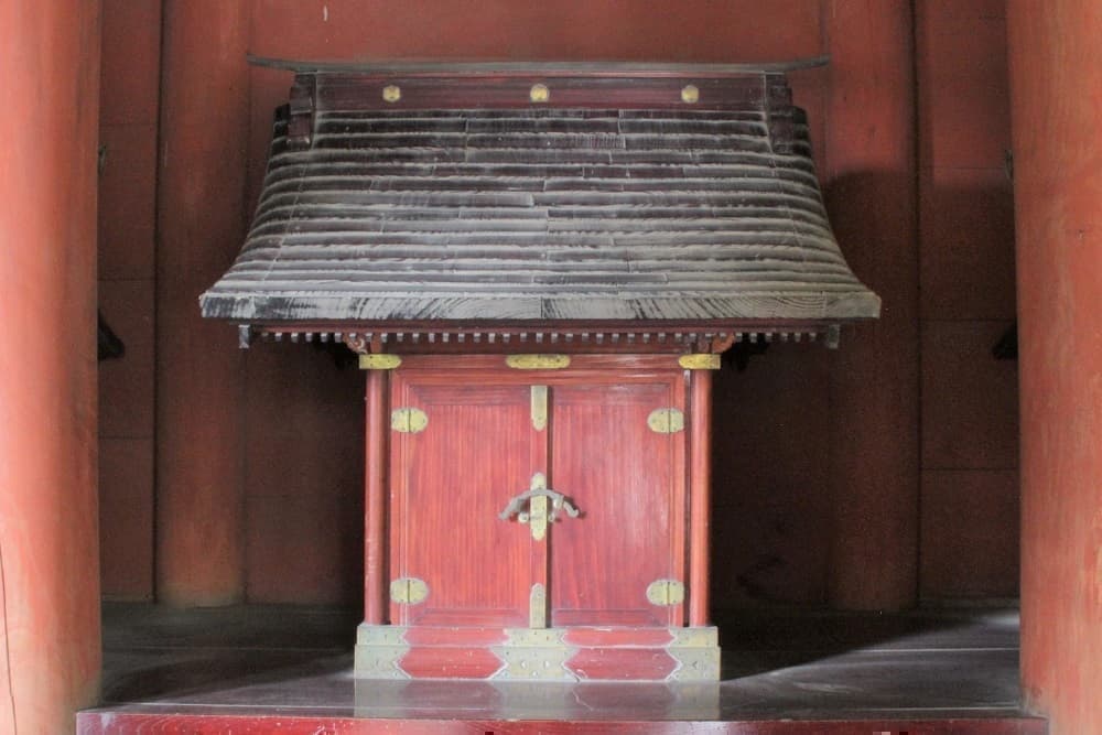 若宮八幡宮の宮殿3基は国指定重要文化財（附）
