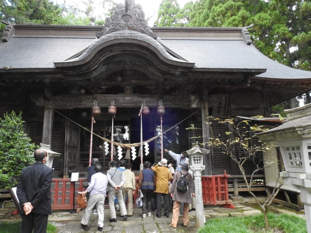 涼ヶ岡八幡神社 本社