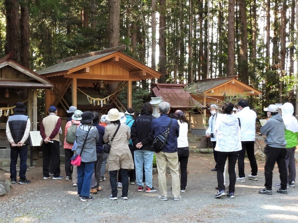 涼ヶ岡八幡神社 末社
