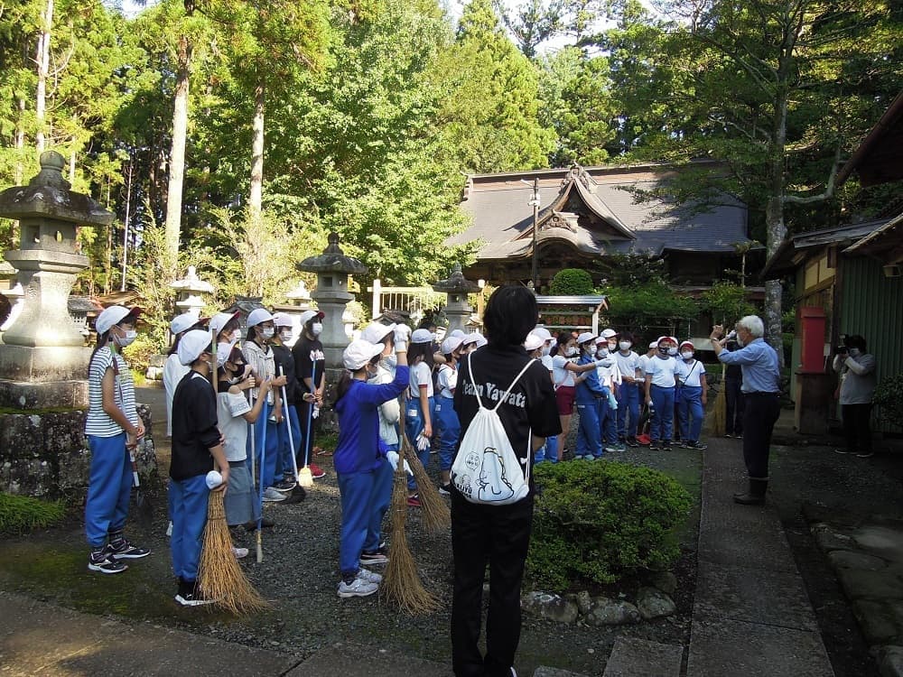 涼ヶ岡八幡神社