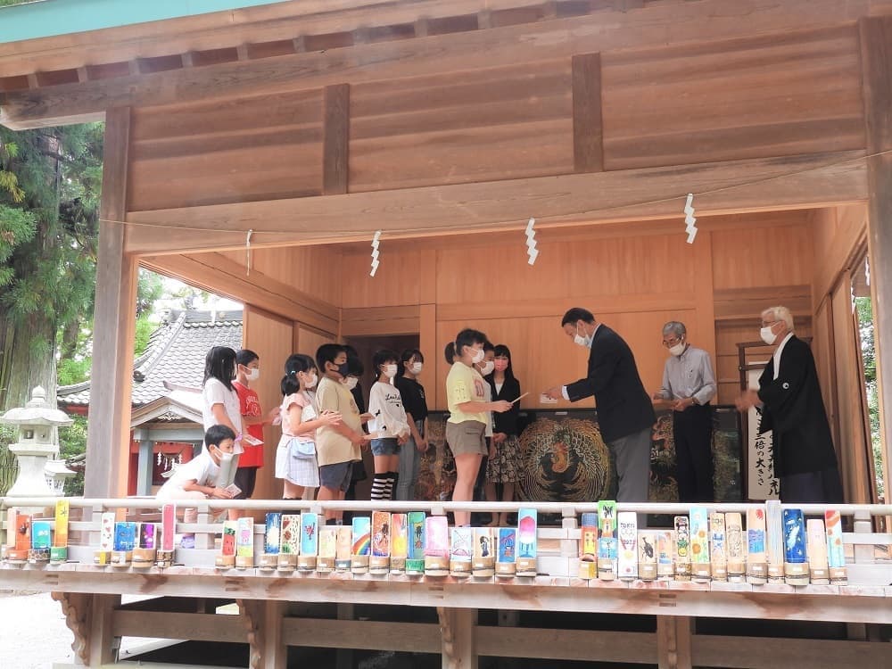 涼ヶ岡八幡神社 絵付け 竹灯ろう
