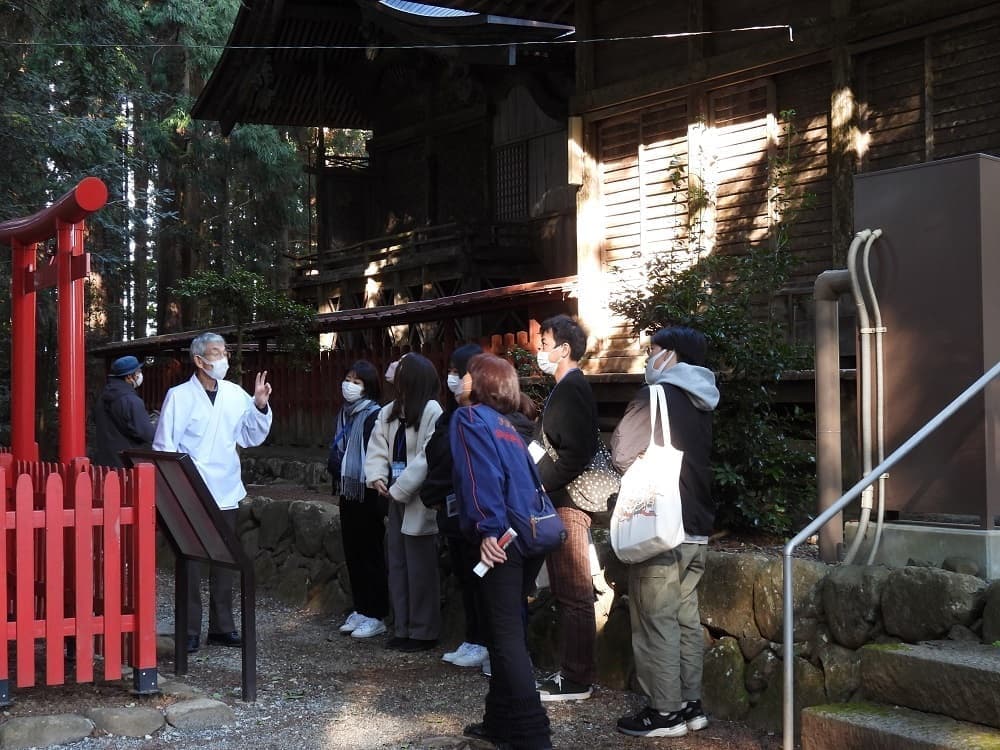 涼ヶ岡八幡神社 縁結びのカヤ