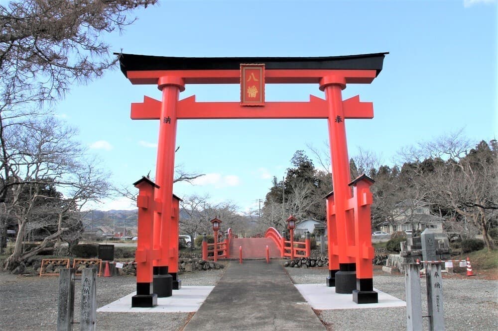 涼ヶ岡八幡神社 大鳥居