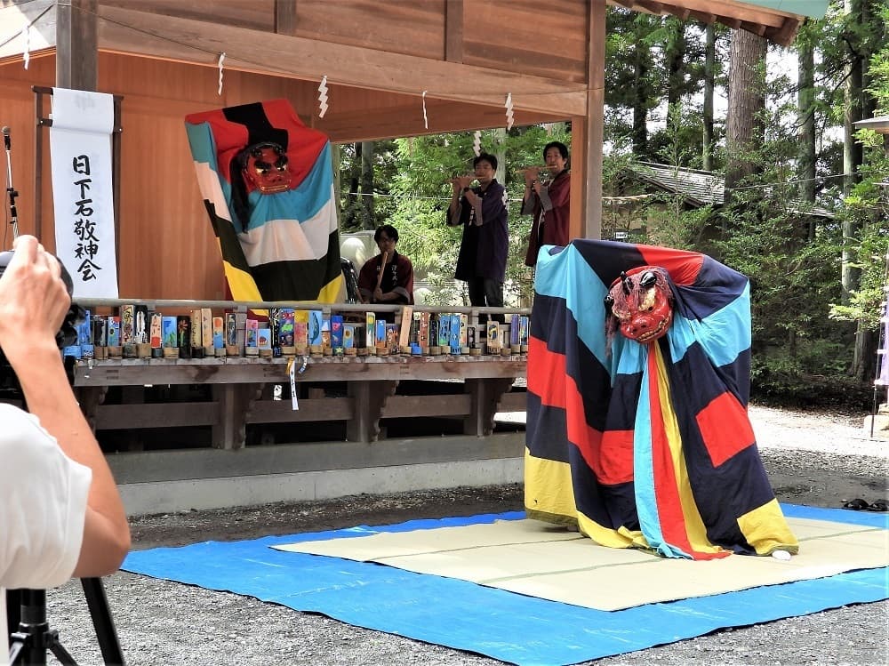 涼ヶ岡八幡神社 例大祭 神楽舞