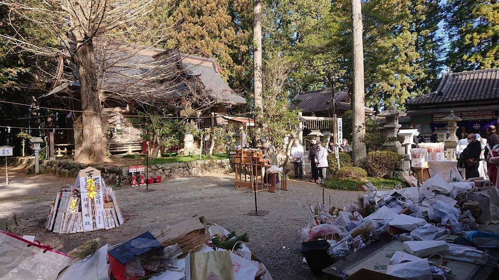 涼ヶ岡八幡神社 どんと祭